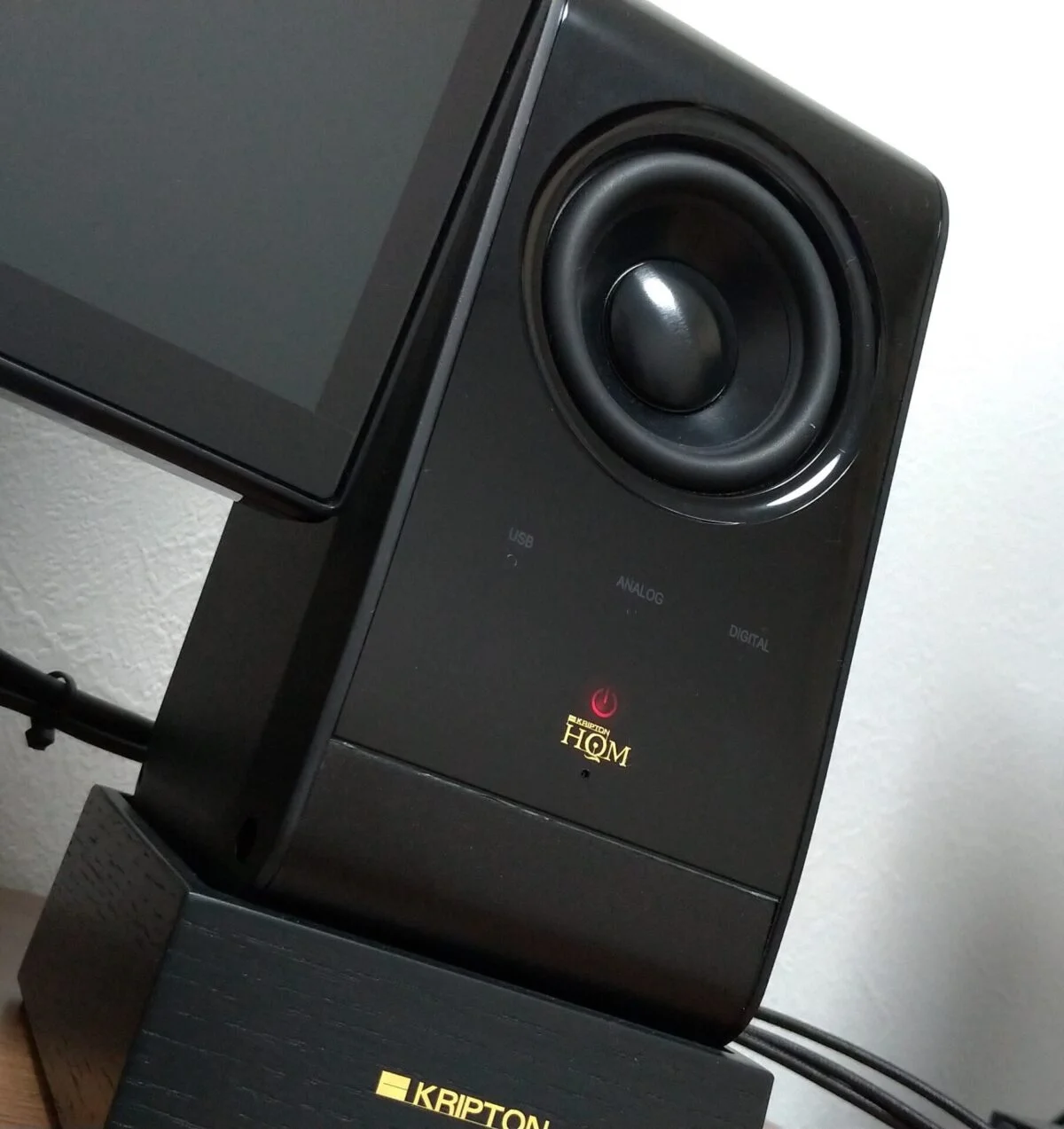 クリプトン usb dac 内蔵小型 パソコンスピーカー KS-1HQM Amazon.co.jp: クリプトン usb dac 内蔵小型 パソコンスピーカー
