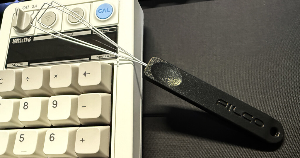 Key-Caps-Puller 01