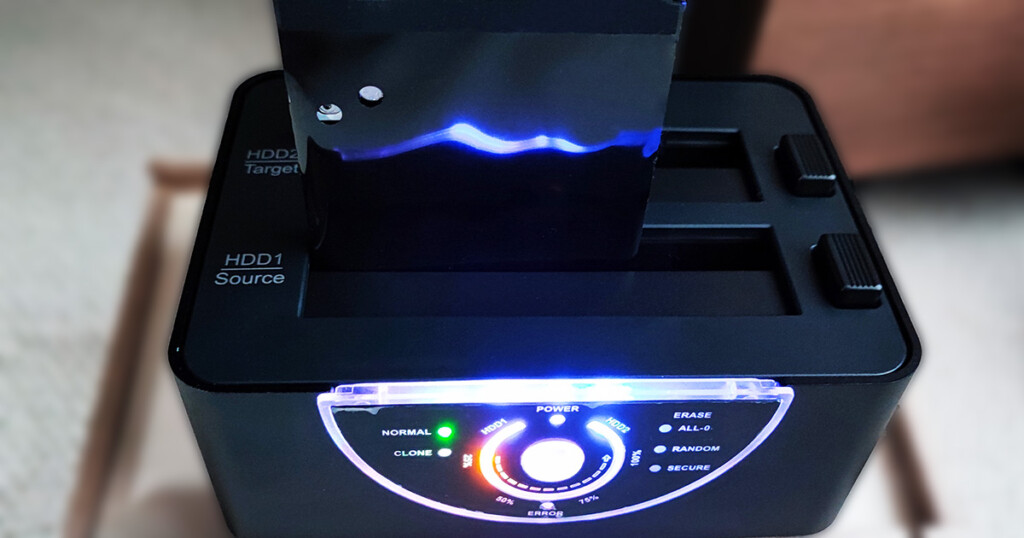 Cloning by KURO-DACHI