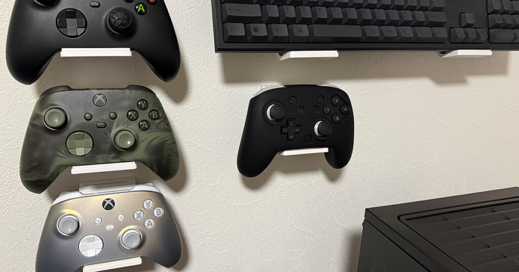 Switch2-Pro-Controller with Alone-Silicon-Cover and XBOX-Controllers