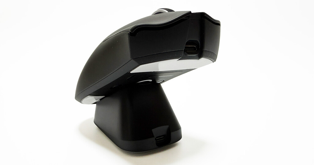 AT-SA V3PRO Charging-Stand 01