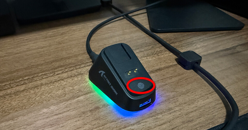 AT-SA V3PRO Charging-Stand03