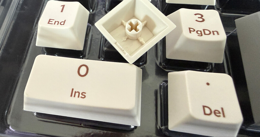 EPOMAKER EK21 20 Genuine Retro White Kye-Caps